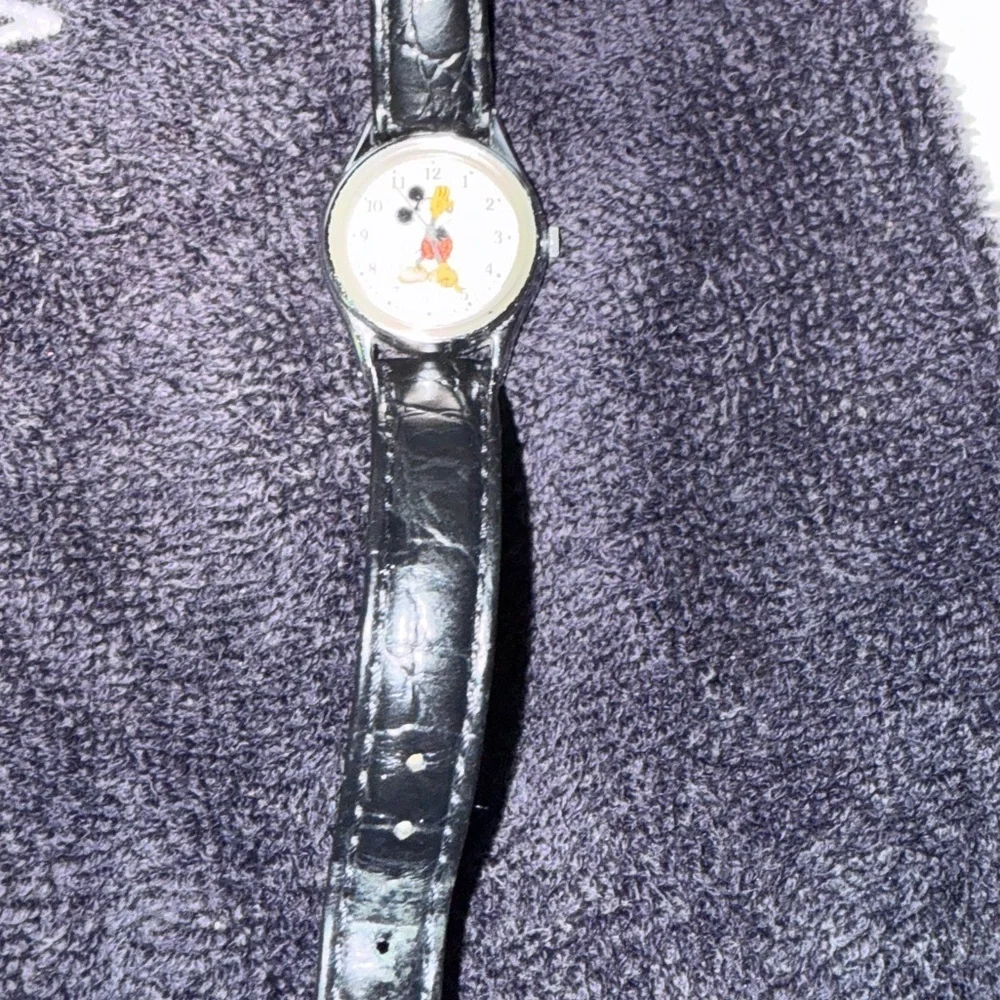 Vintage Lorus Walt Disney Mickey Mouse Watch, collectors black leather band